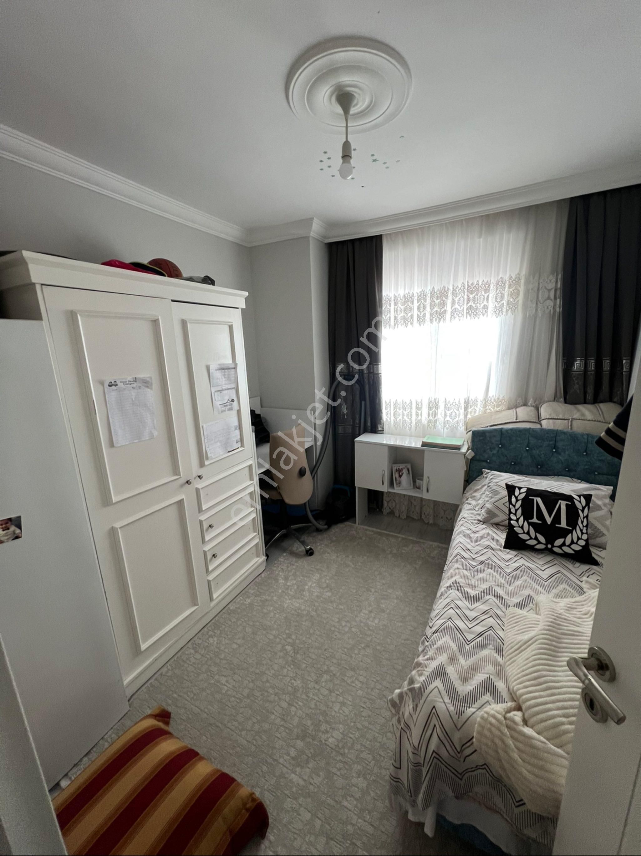 Havuzlu Ve Geniş Daire İsteyenlere Muhteşem Sitede Dairemiz İlanda - Görsel 13