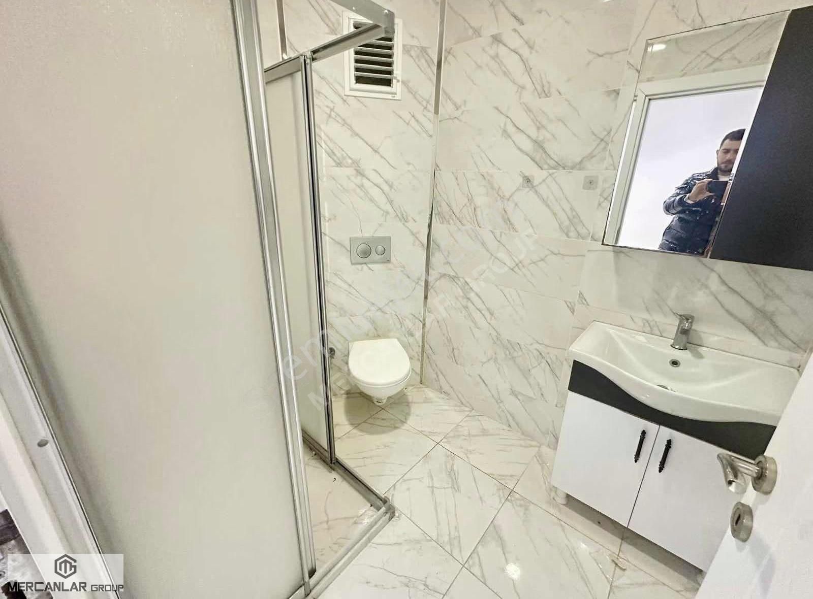 Uğurmumcu Mah Cadde Üstü Satılık 1.kat - Görsel 9