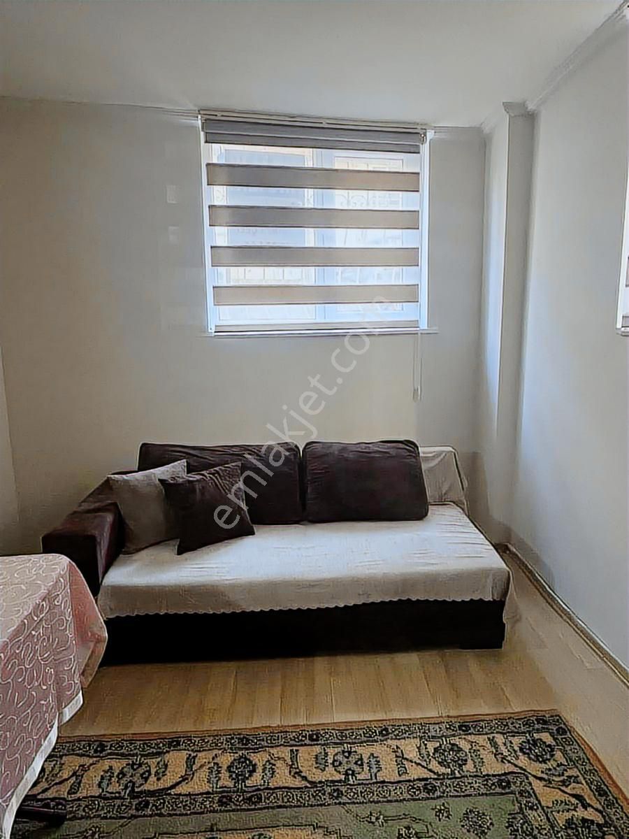 Çekmeköy Merkez Mah De 1+1 Ayri Mutfaklı Satılık Daire - Görsel 13