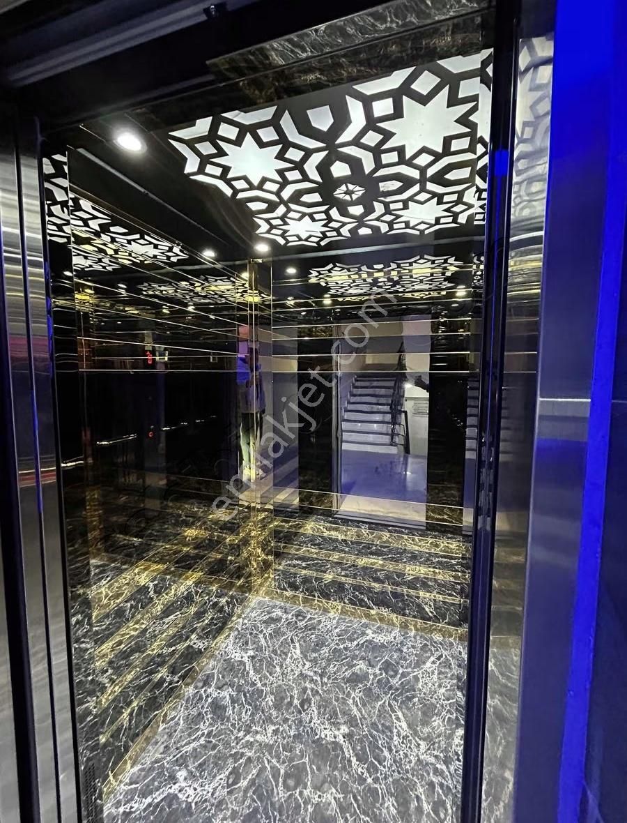 İstenç Yapıdan Harika Konumda Lüks Satılık - Görsel 15