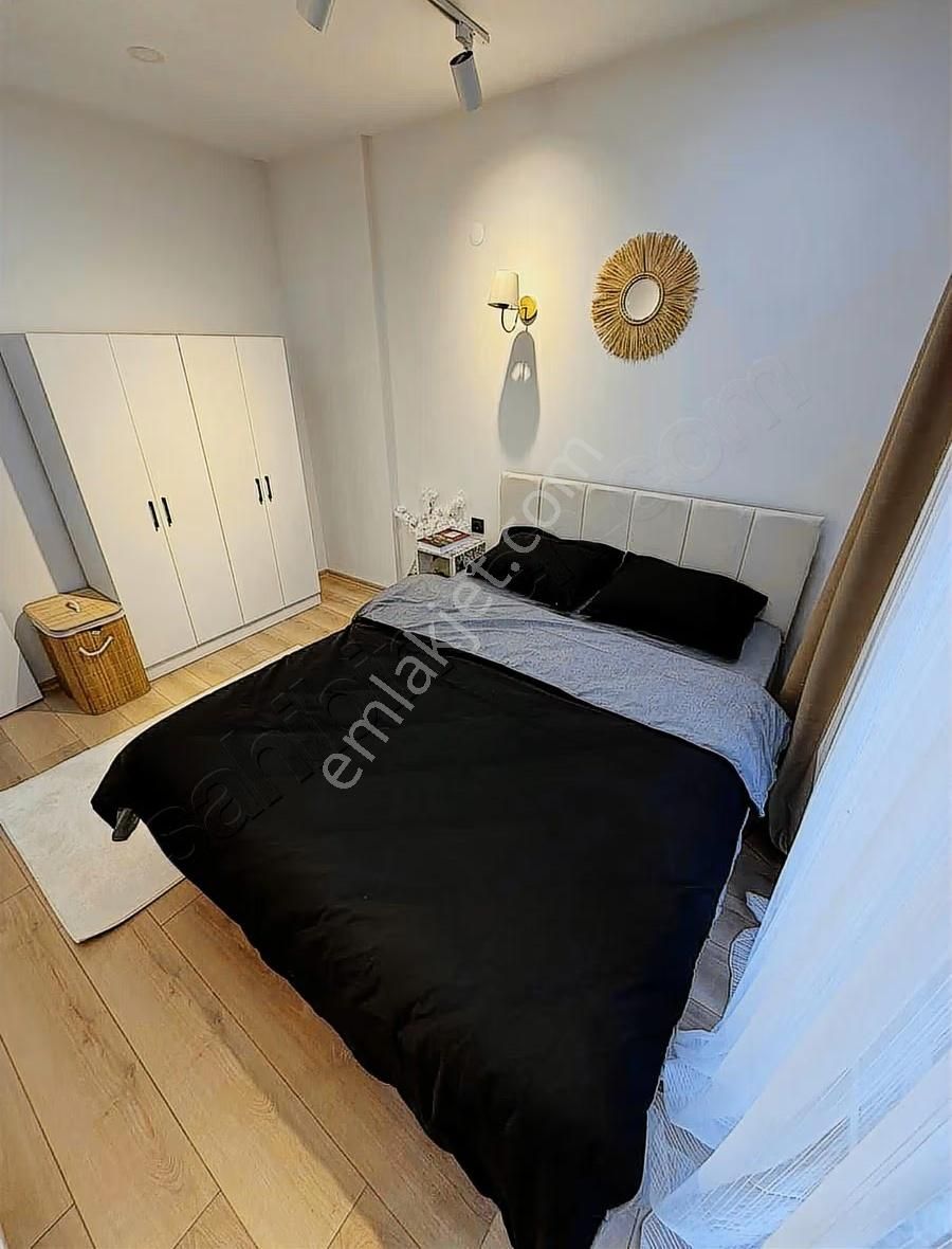 Kurupelit Tramvay Durağına 3.bina Eşyalı Lüks 1+1 - Görsel 14