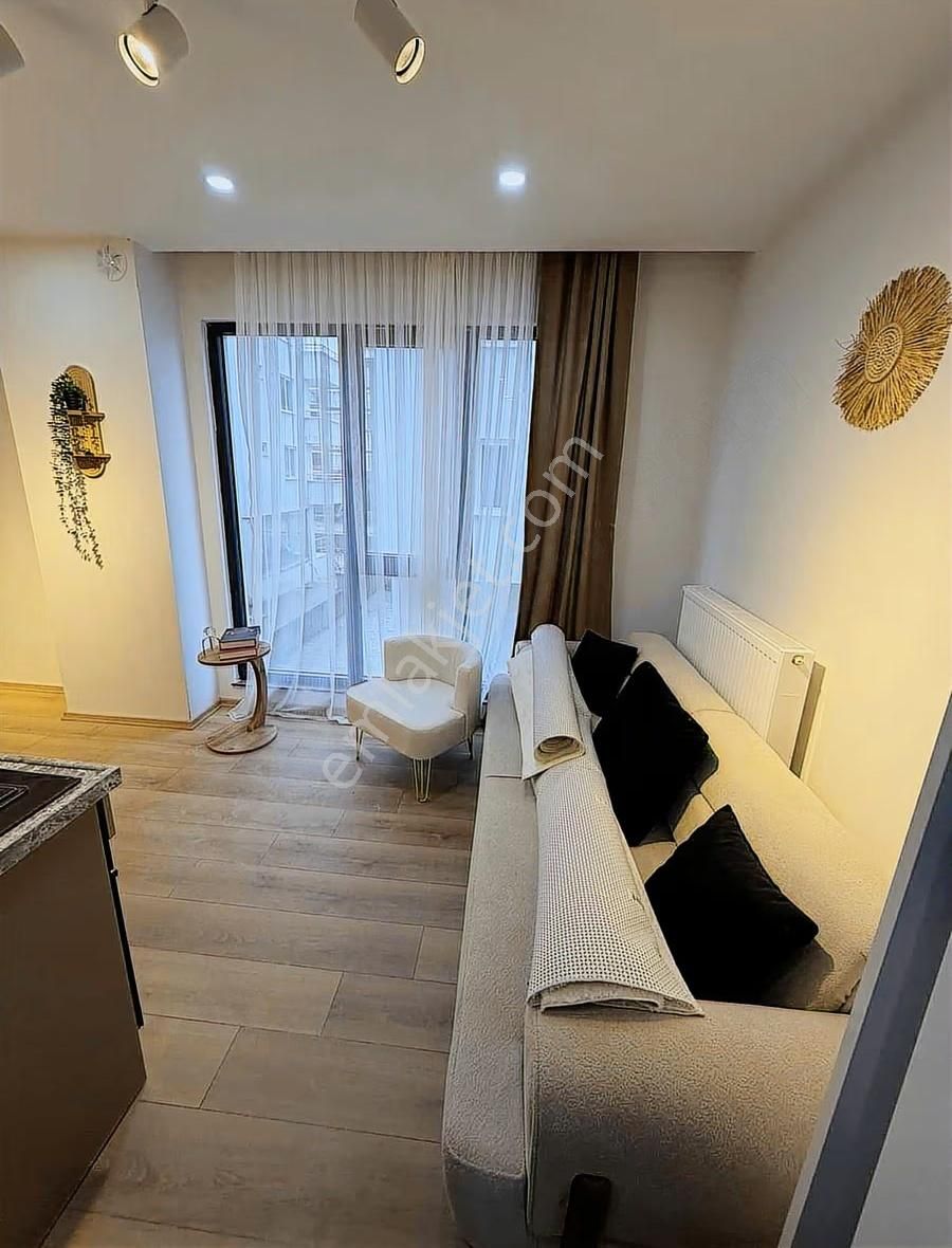 Kurupelit Tramvay Durağına 3.bina Eşyalı Lüks 1+1 - Görsel 16