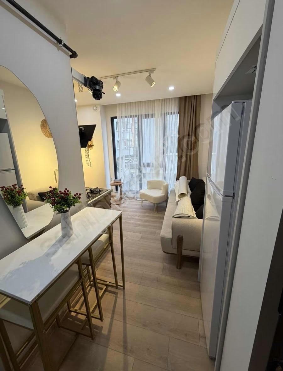 Kurupelit Tramvay Durağına 3.bina Eşyalı Lüks 1+1 - Görsel 9