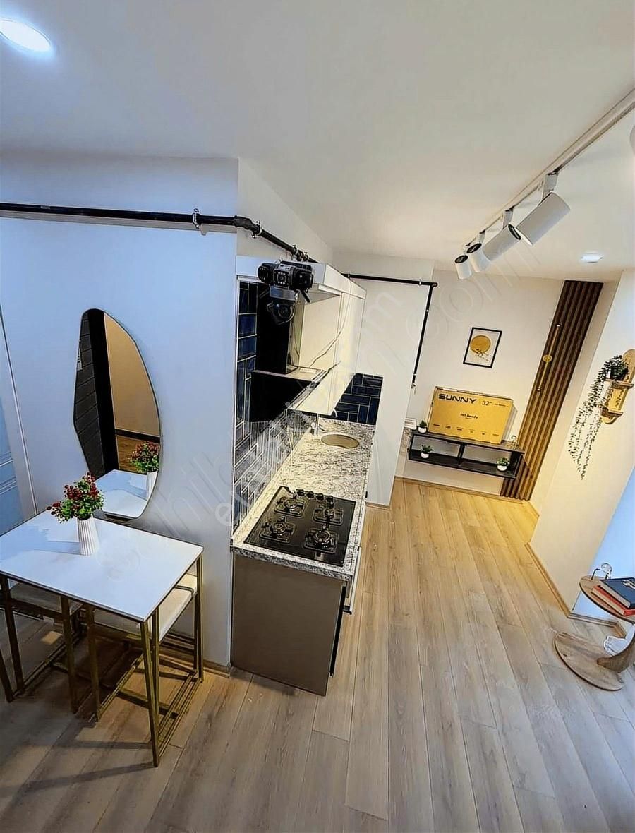 Kurupelit Tramvay Durağına 3.bina Eşyalı Lüks 1+1 - Görsel 8