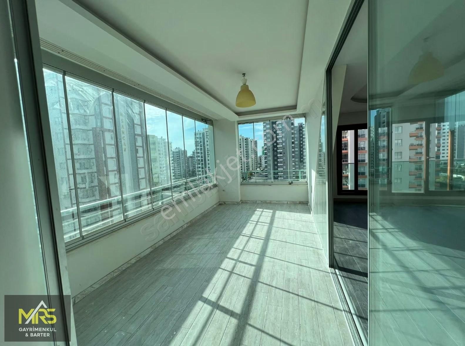 Mrs Gayrimenkulden Mezitli Akdeniz Mah'de Lüks 4+1 Daire - Görsel 6