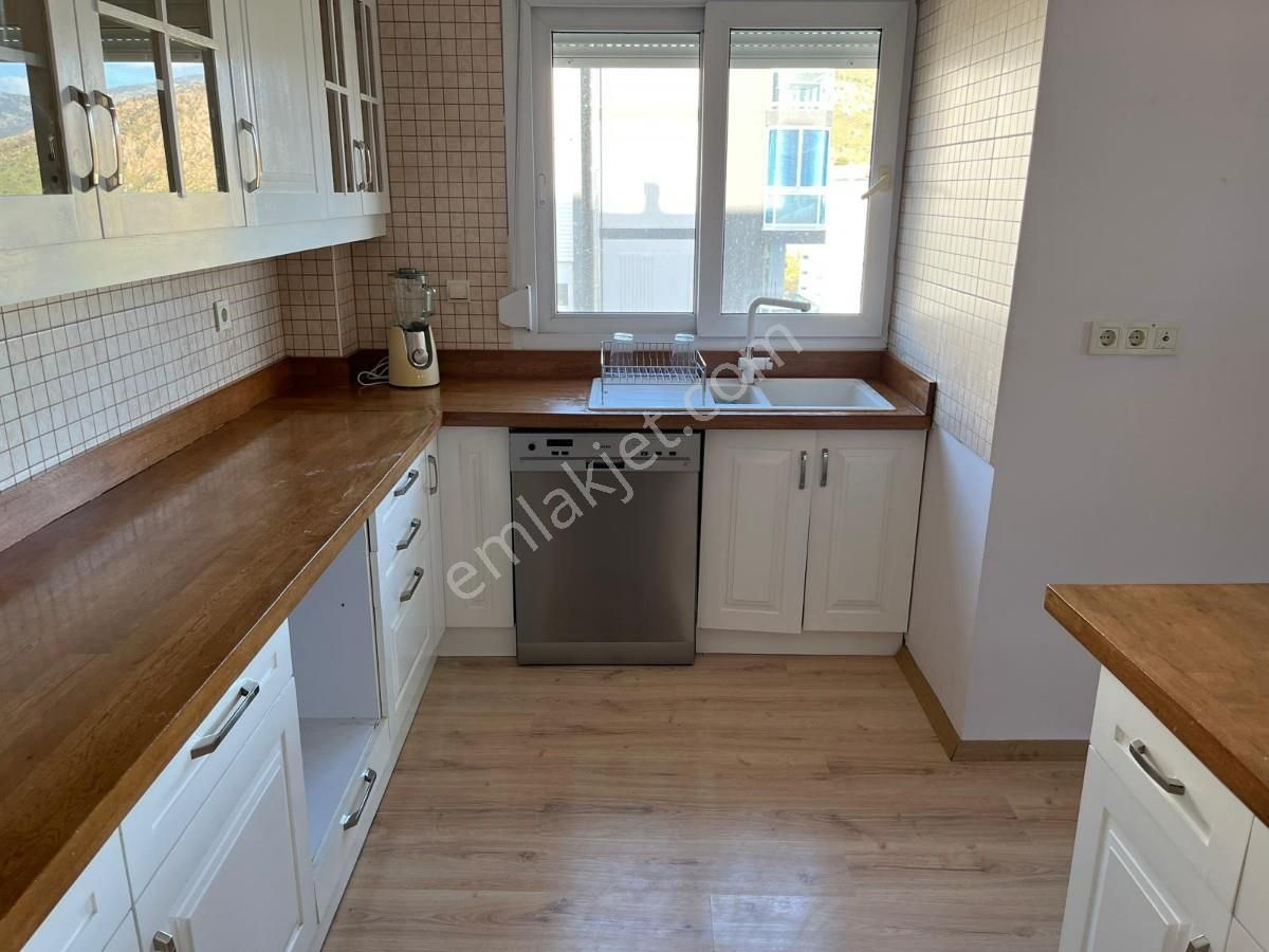 M Kemal Mah Yüksek Vadi Evlerinde Full Yapılı 3+1 Kiralık Daire - Görsel 12