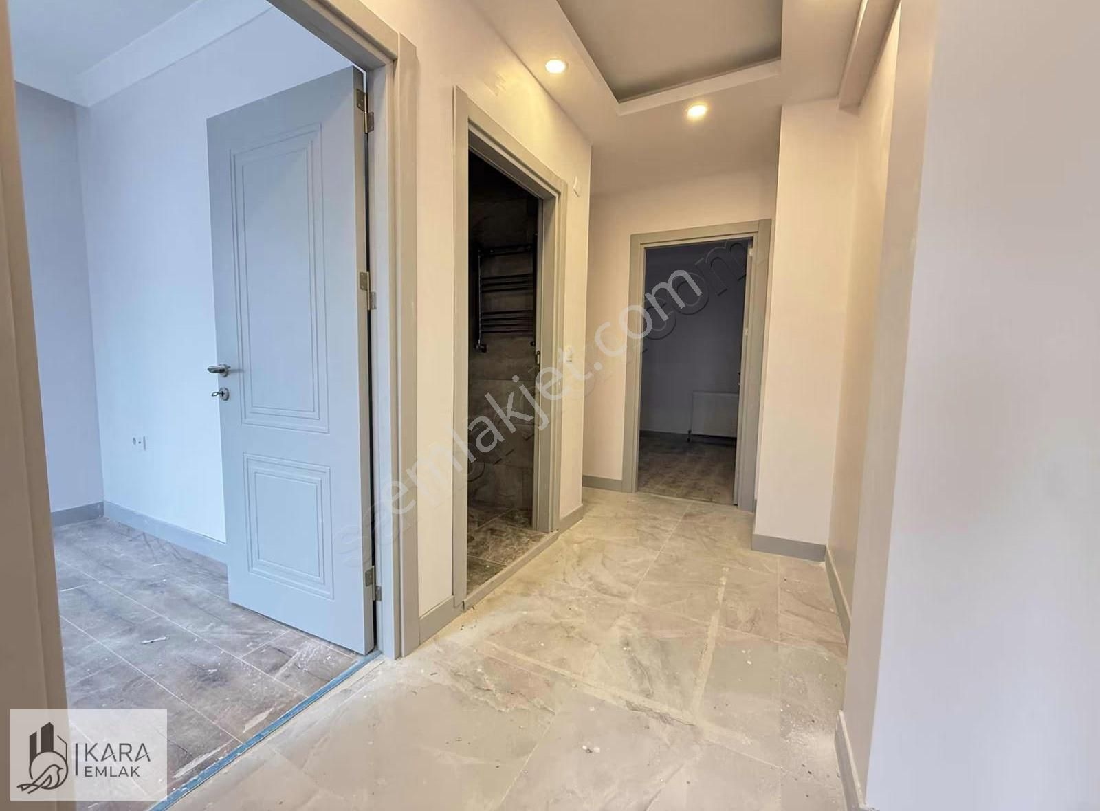 Yeni Mah'de 2+1 90 M2 Düz Giriş Ön Cephe - Görsel 4