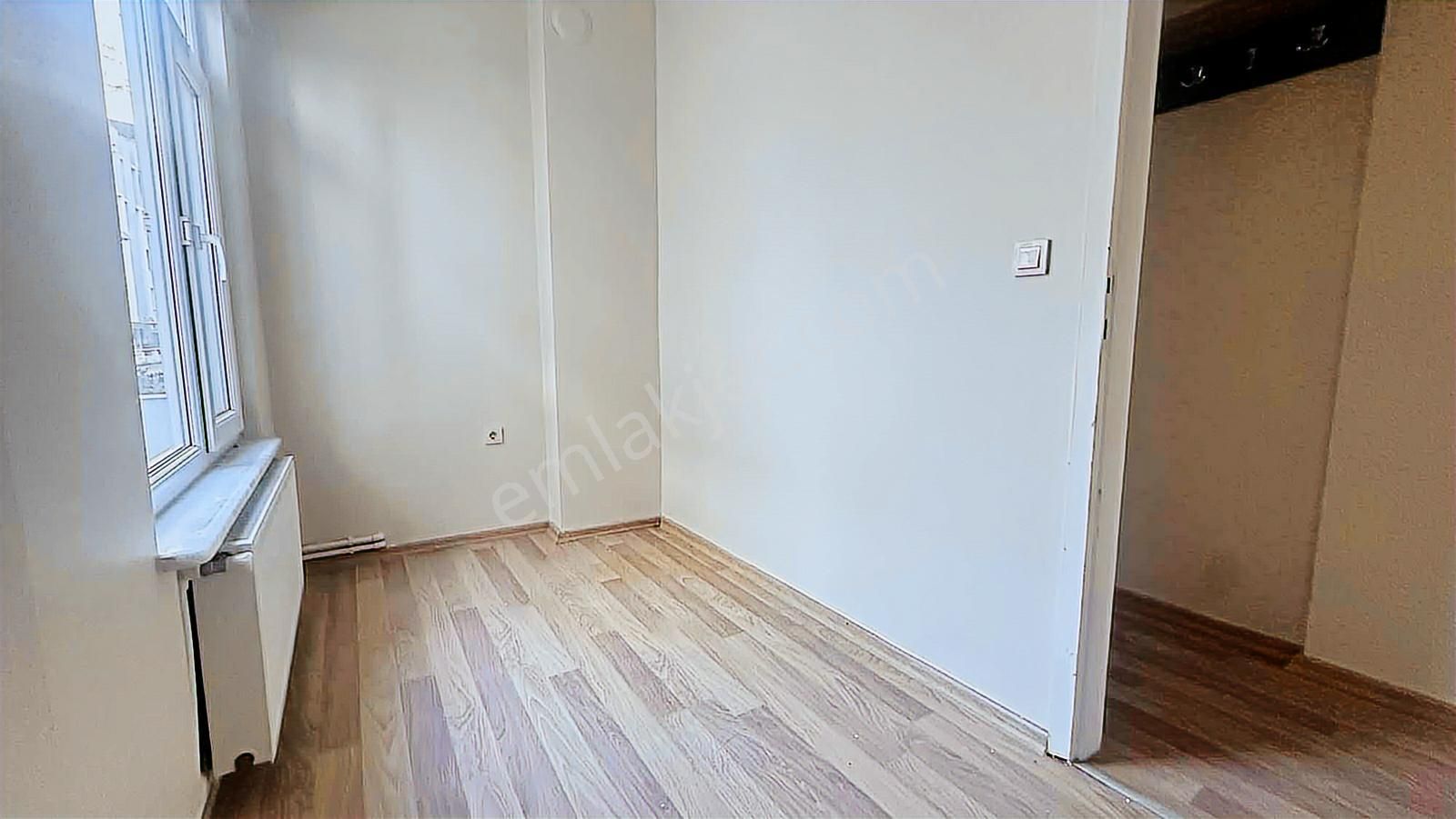 Güzelyalı Denize Sıfır Kiralık 2+1 Daire - Görsel 12
