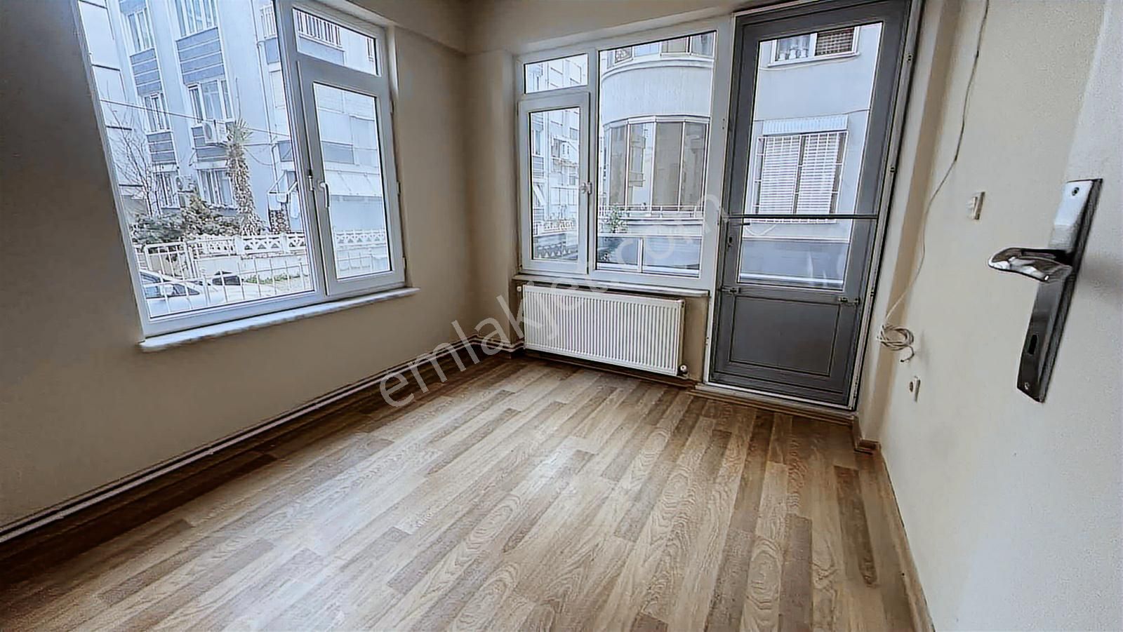 Güzelyalı Denize Sıfır Kiralık 2+1 Daire - Görsel 13