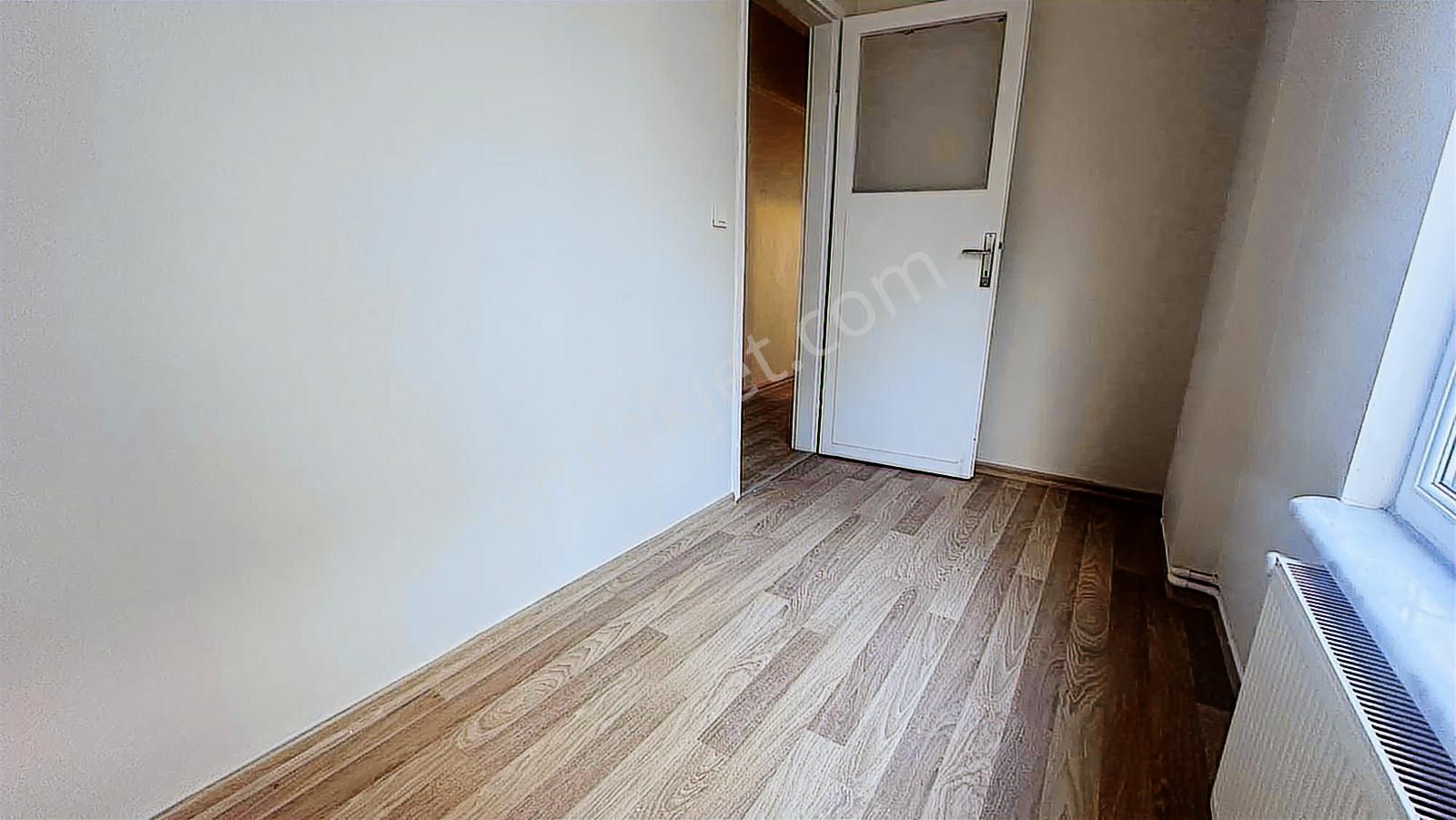 Güzelyalı Denize Sıfır Kiralık 2+1 Daire - Görsel 14