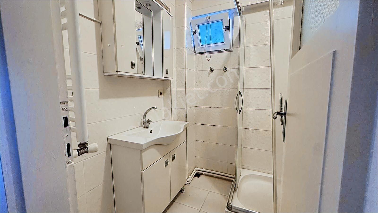 Güzelyalı Denize Sıfır Kiralık 2+1 Daire - Görsel 8