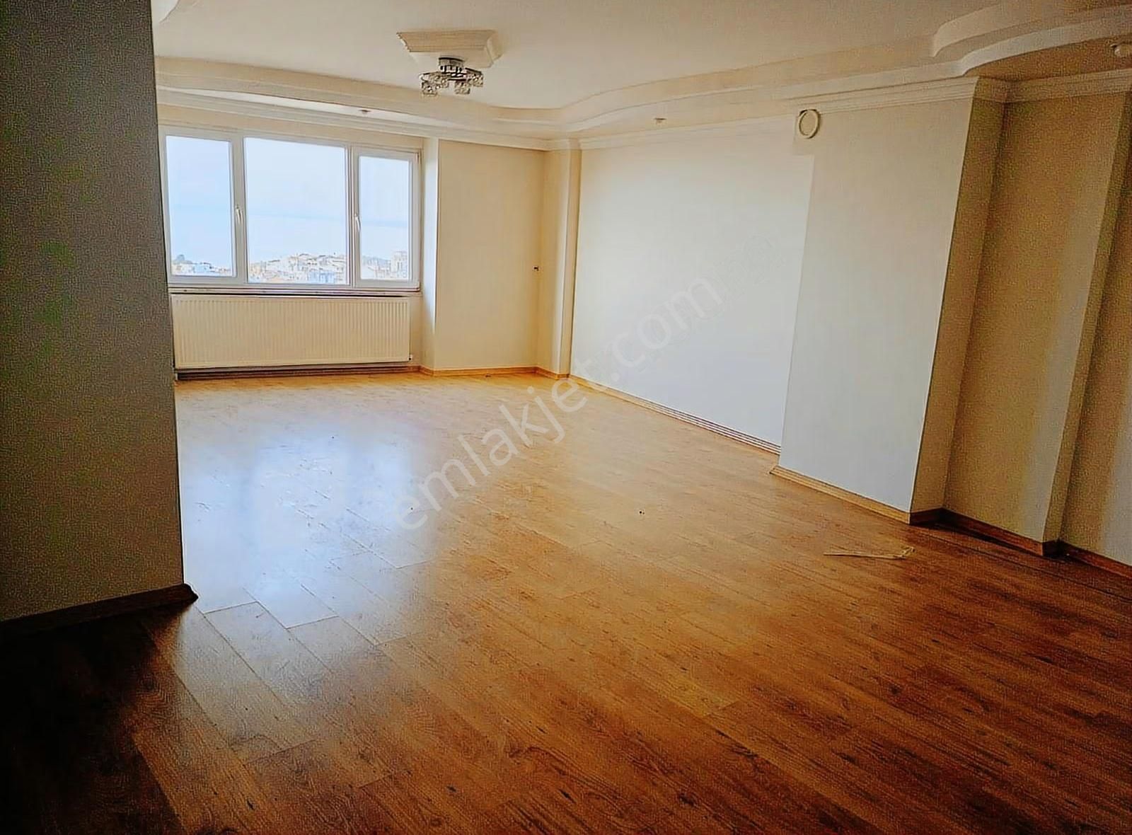 Eşsiz Panaromik Deniz Manzaralı Kiralık Çatı Dubleksi Daire - Görsel 31