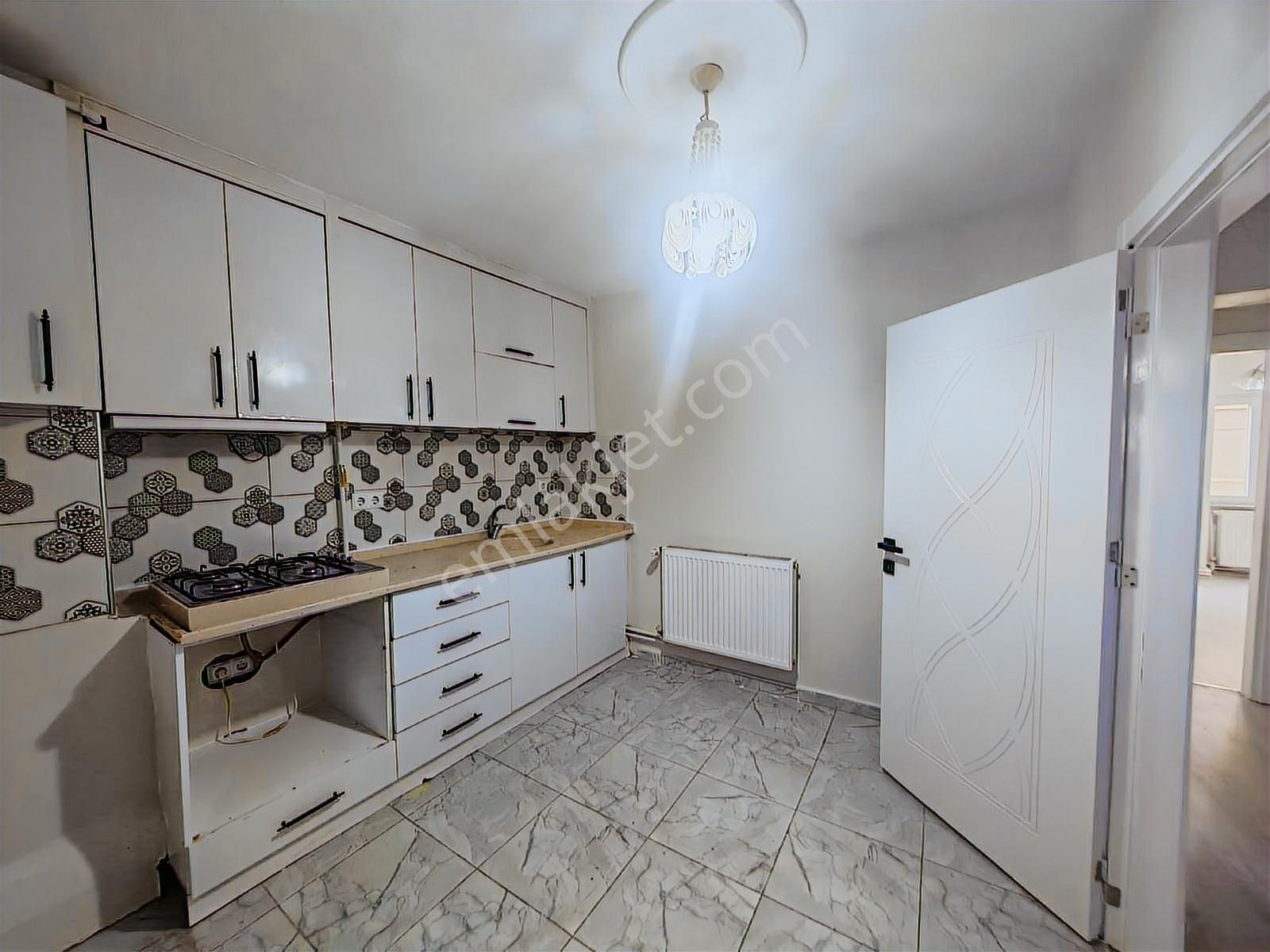 Merkezde Garaj Yakını Arakat 3+1* 140m2 Daire - Görsel 8