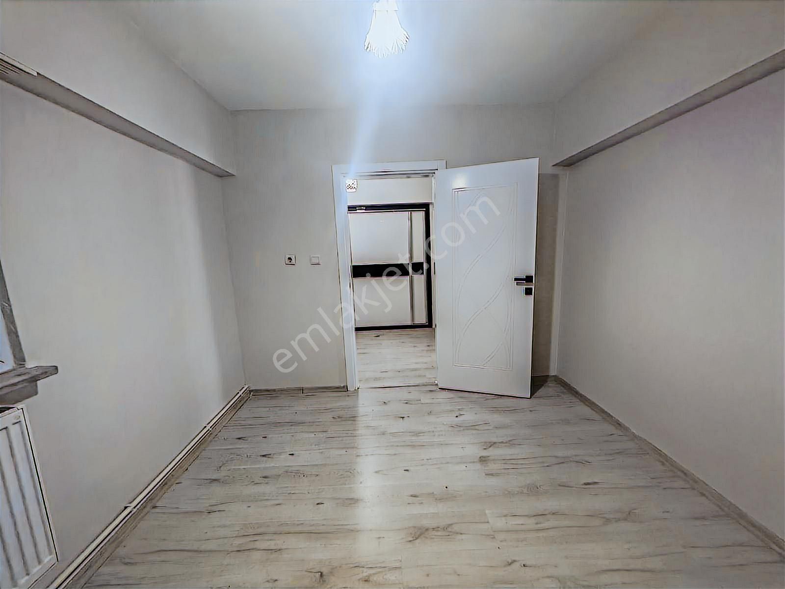 Merkezde Garaj Yakını Arakat 3+1* 140m2 Daire - Görsel 4