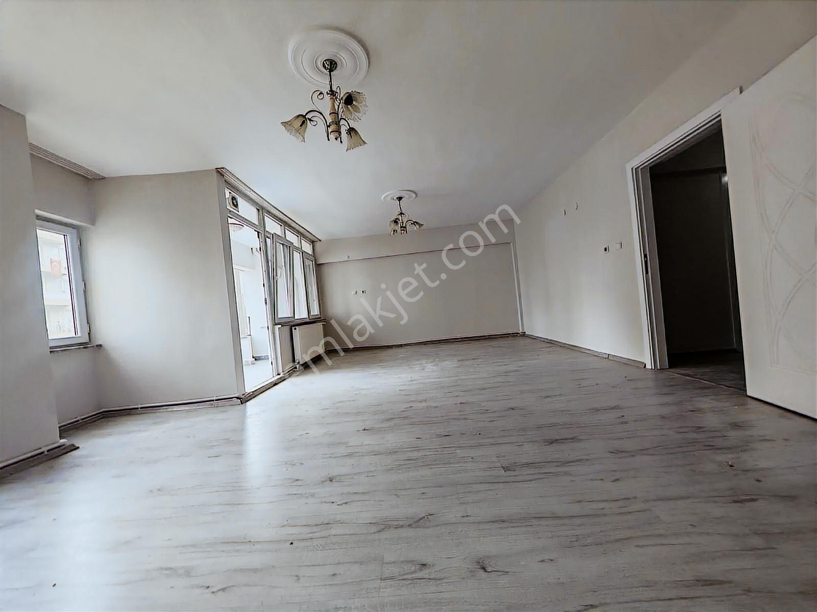Merkezde Garaj Yakını Arakat 3+1* 140m2 Daire - Görsel 27
