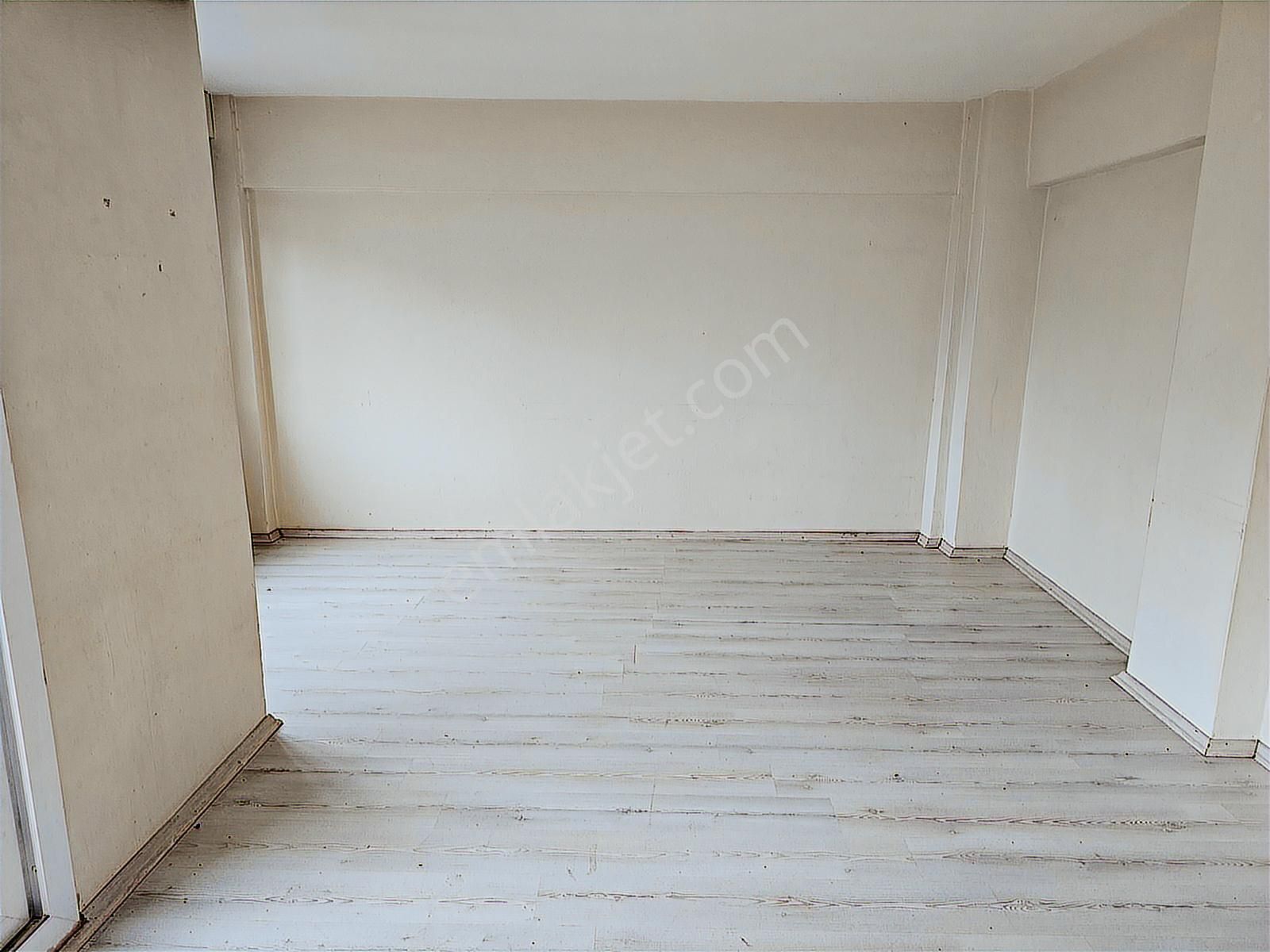 Meşrutiyet Mahallesi Kiralık 3+1 Doğalgazlı Önü Açık Ferah Daire - Görsel 24