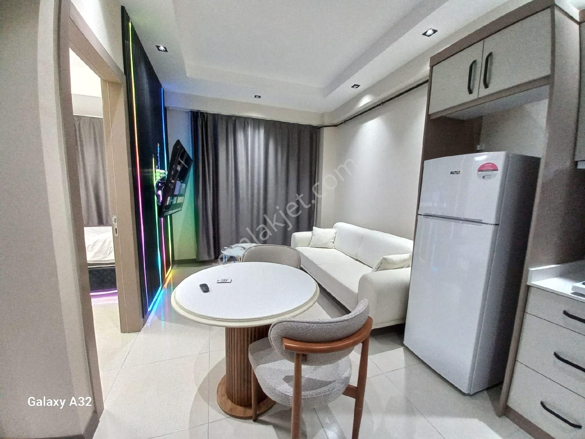 Denizli Asmalıevler'de Kiralık Sıfır Lüks Balkonlu Sıfır Eşyalı 1+1 Apart - Görsel 4