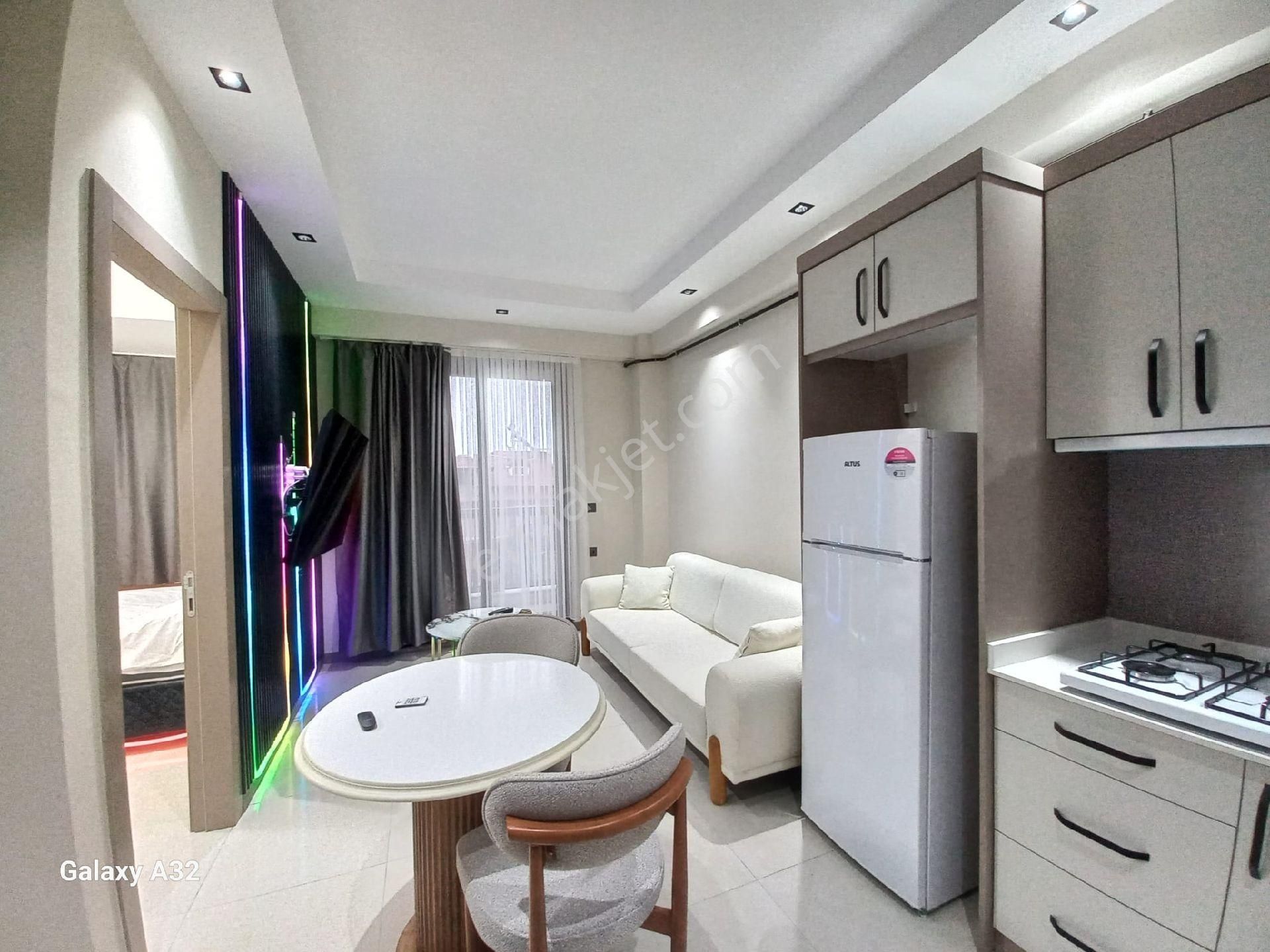 Denizli Asmalıevler'de Kiralık Sıfır Lüks Balkonlu Sıfır Eşyalı 1+1 Apart - Görsel 3