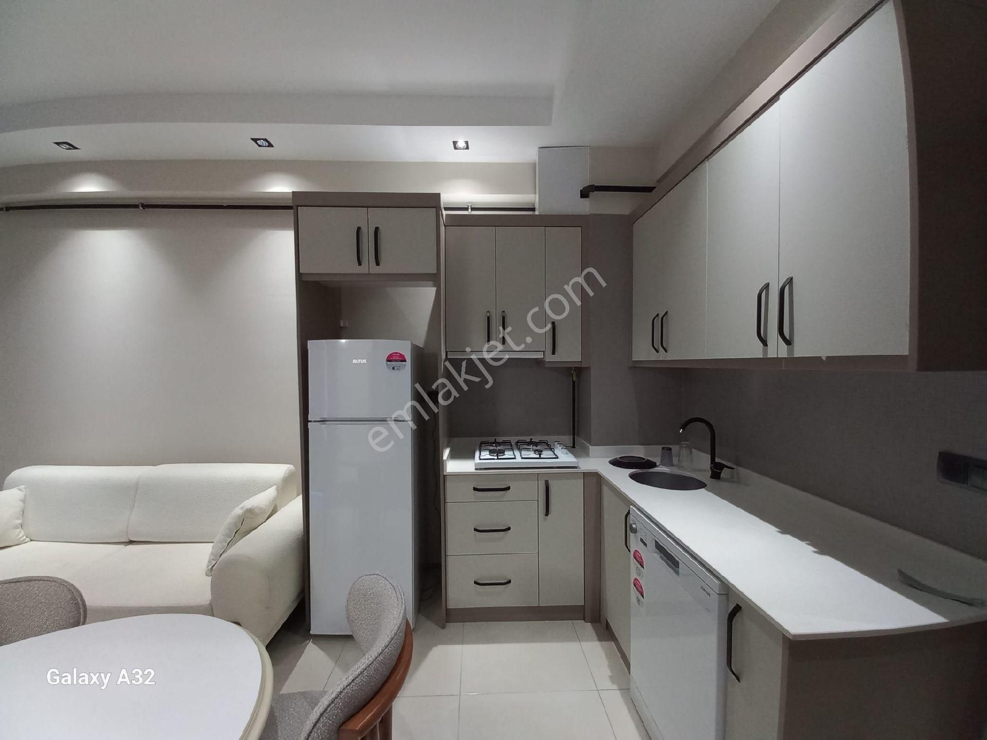 Denizli Asmalıevler'de Kiralık Sıfır Lüks Balkonlu Sıfır Eşyalı 1+1 Apart - Görsel 9