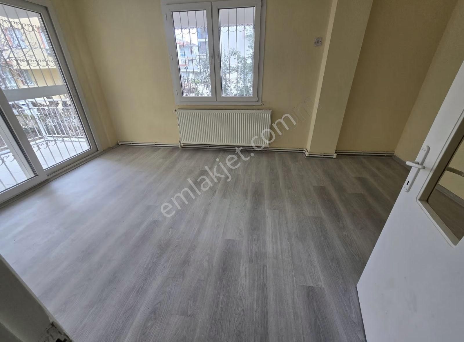 Tire Hürriyet Mh.kapalı Mutfak Geniş 2+1 Kiralık - Görsel 5