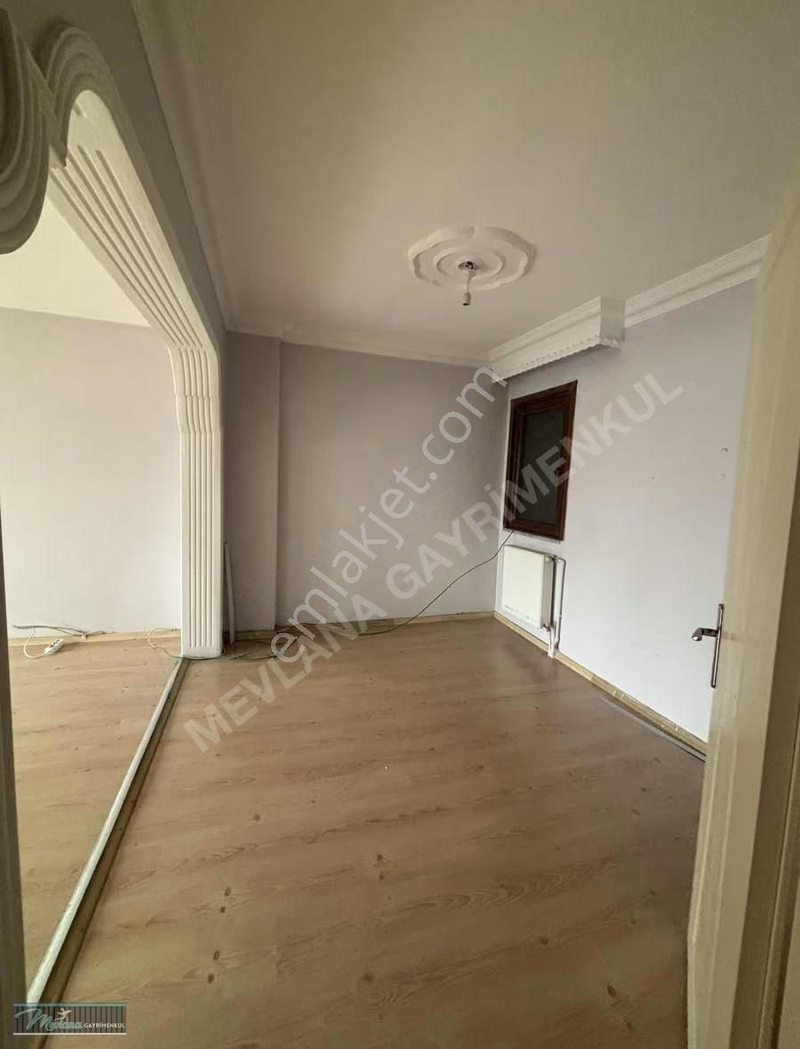Çayırova Fatih Caddesi'nde Satılık 3+1 Daire (150 M²) - Görsel 7