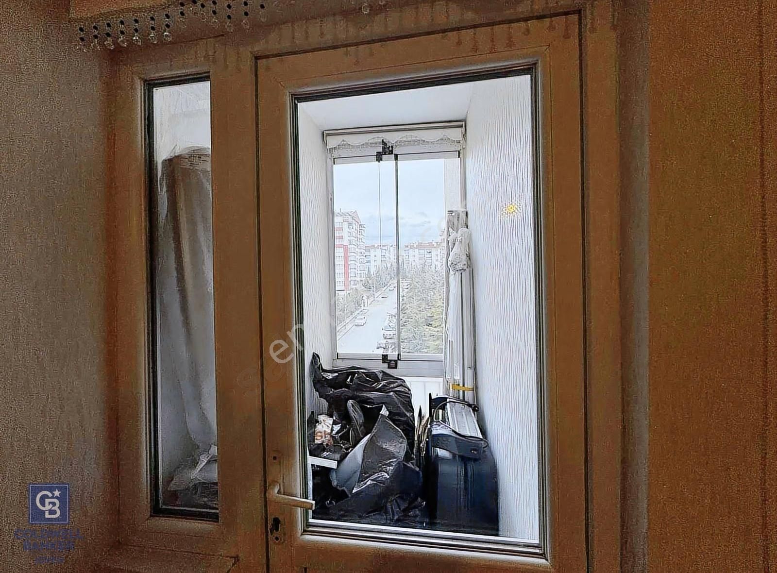 Fırsat!!! Serhat'ta Satılık 3+1 Arakat Yapılı Daire! - Görsel 3