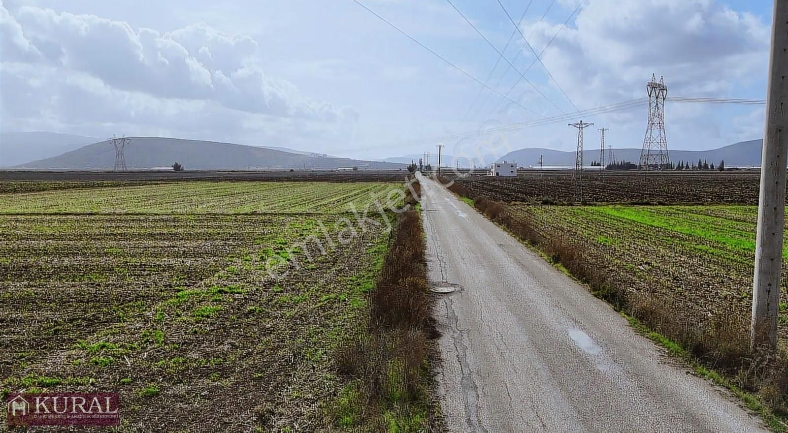 İzmir Menderes Tekelide1/2 Hisse Tapulu 4644m2 Asvalt Yol Tarla - Görsel 19
