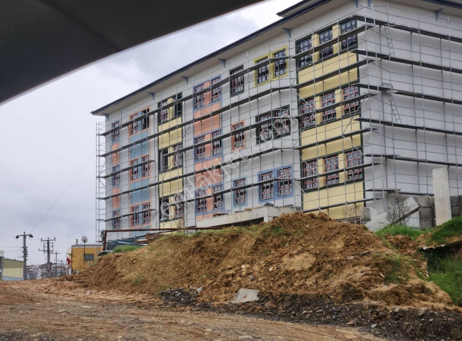 Denız Can Emlak Pirireiste Kelepir 3+1 Arakat Daire