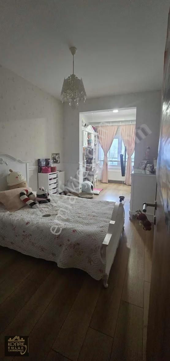 Bahçeşehir İkinci Kısımda Satılık Daire - Görsel 5