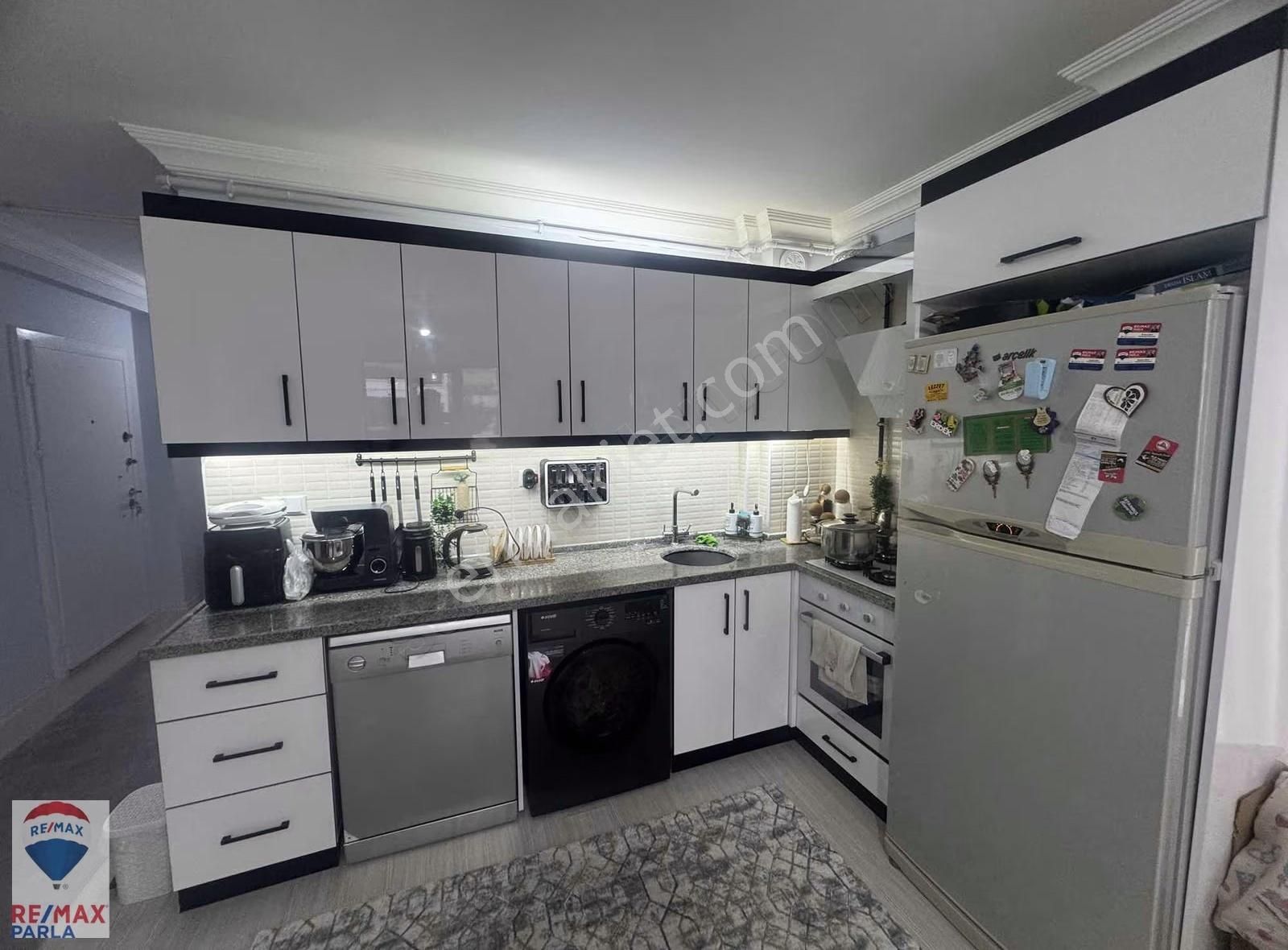 Bölgenin En Geniş Satılık 2+1 Dairesi - Görsel 12