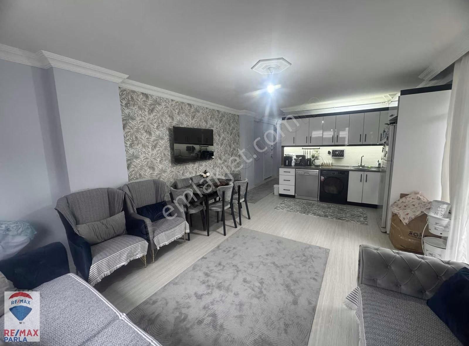 Bölgenin En Geniş Satılık 2+1 Dairesi