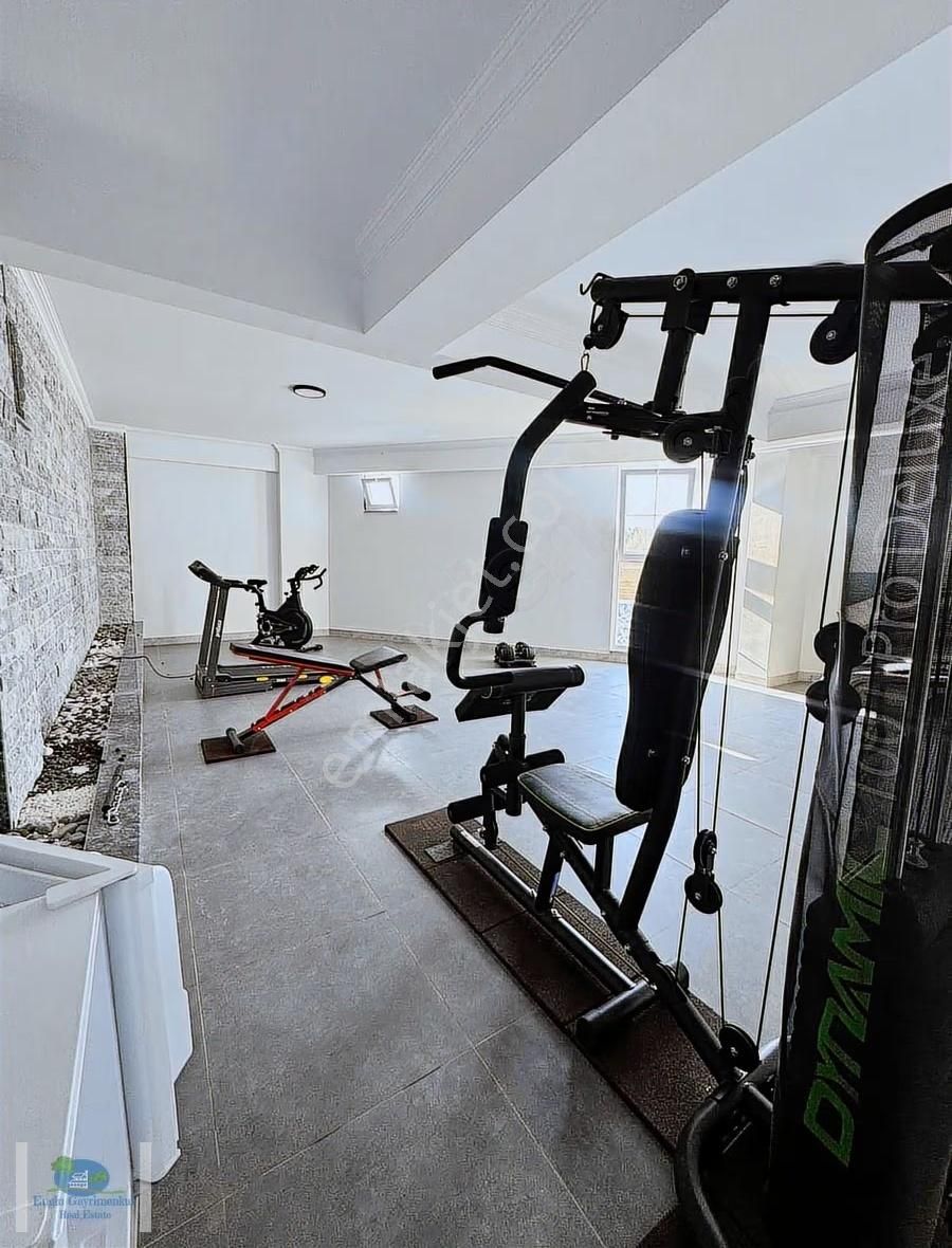 Ilıca Merkezde Havuz/spor Salon/1+1 Ara Kat/ Daire - Görsel 13