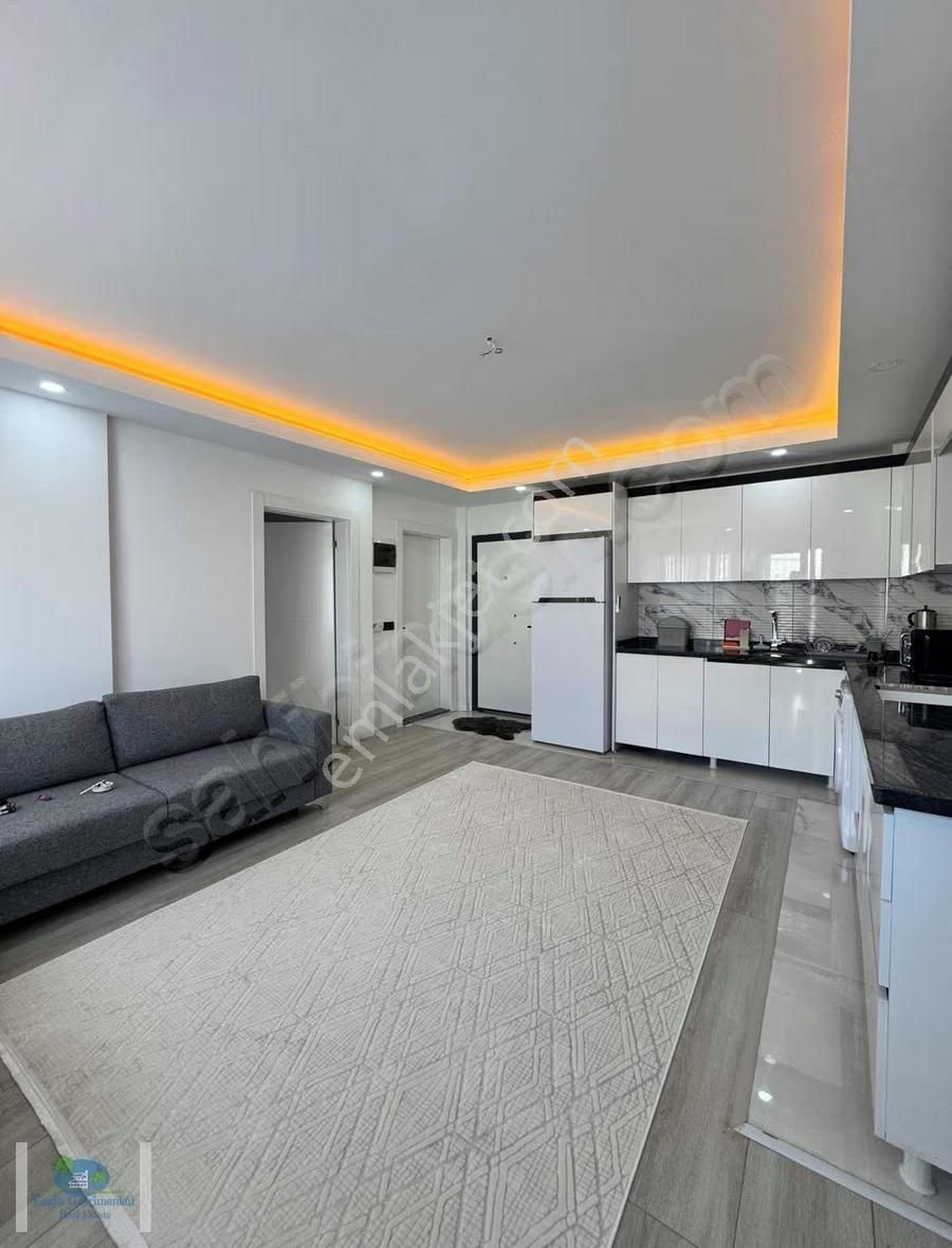 Ilıca Merkezde Havuz/spor Salon/1+1 Ara Kat/ Daire - Görsel 3