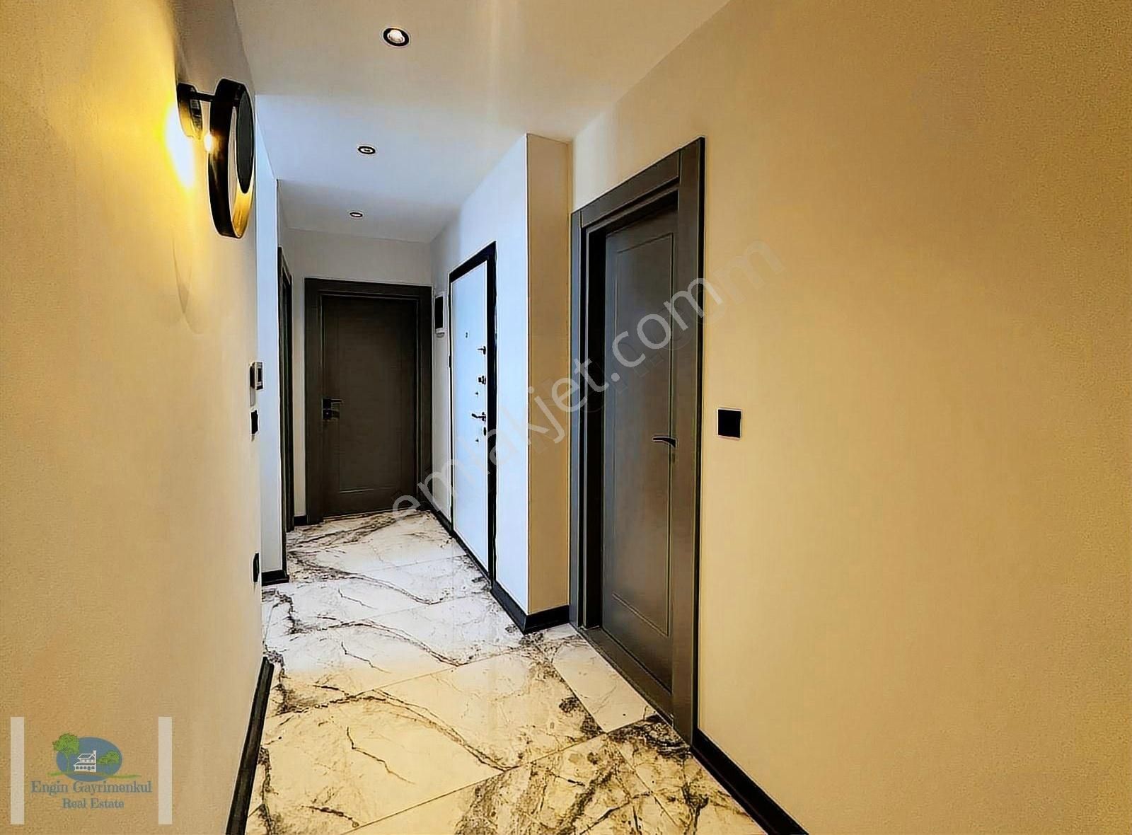 Ebeveyn Banyolu Giyinme Odalı Özel Garajlı Daire - Görsel 8