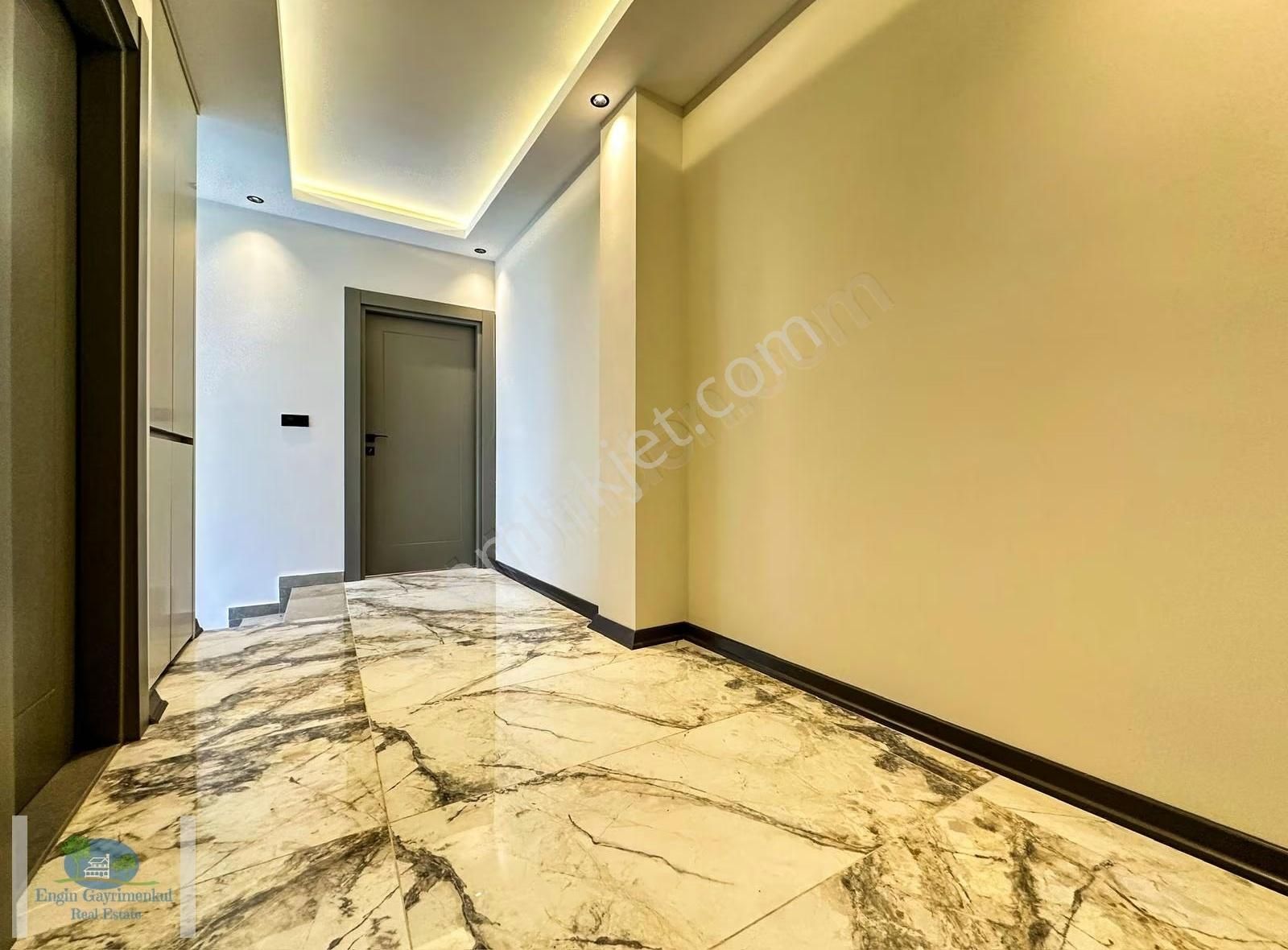 Ebeveyn Banyolu Giyinme Odalı Özel Garajlı Daire - Görsel 2