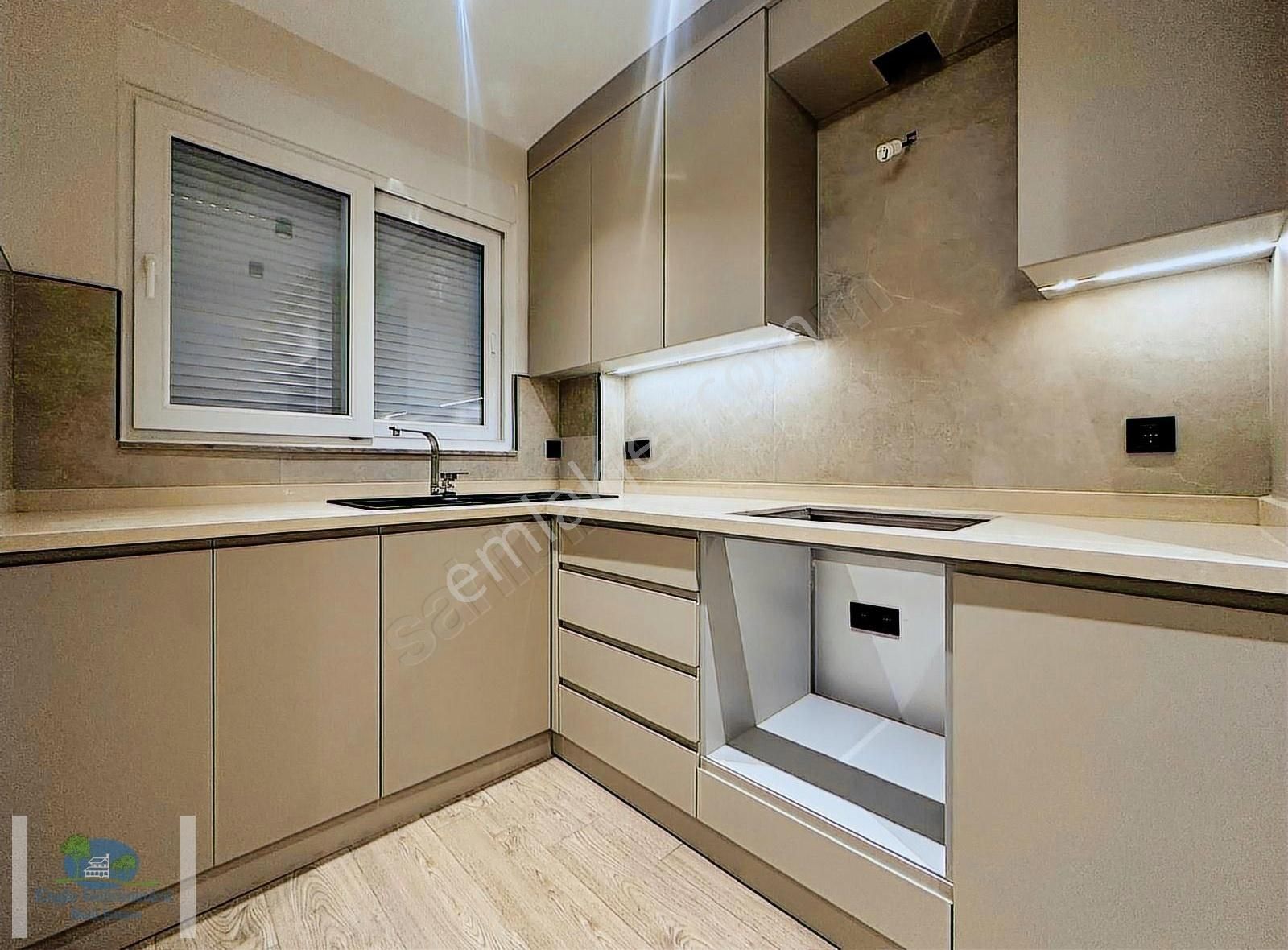 Ebeveyn Banyolu Giyinme Odalı Özel Garajlı Daire - Görsel 7