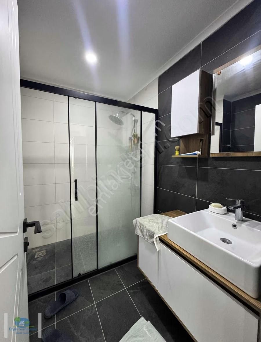 Ilıca Merkezde 5+1 Büyük Satılık Dubleks Daire - Görsel 9