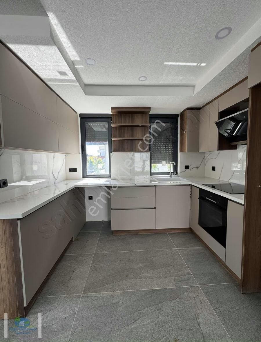 Evrensekide Müstakil 3+1 Havuzlu Satılık Sıfır Villa - Görsel 2