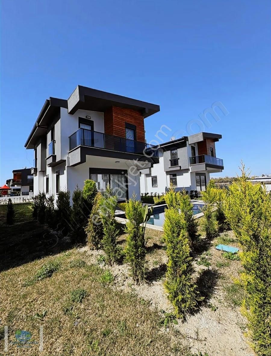 Evrensekide Müstakil 3+1 Havuzlu Satılık Sıfır Villa - Görsel 7