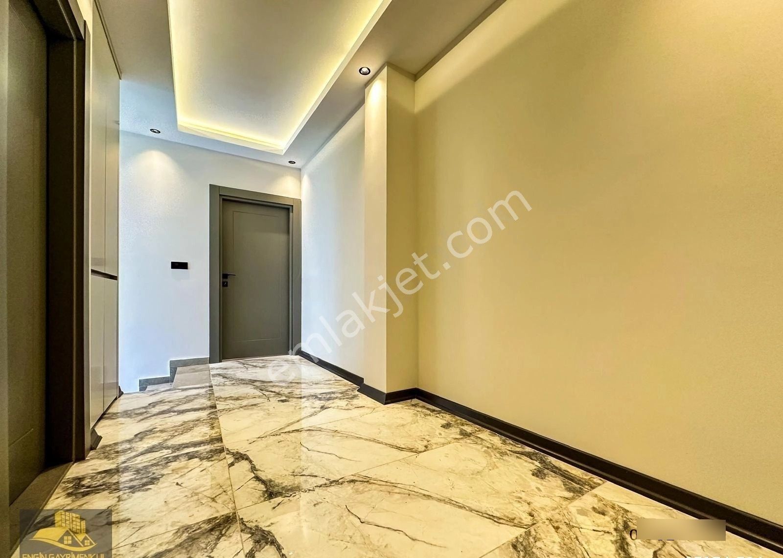 Ebeveyn Banyolu Giyinme Odalı Özel Garajlı Daire - Görsel 9