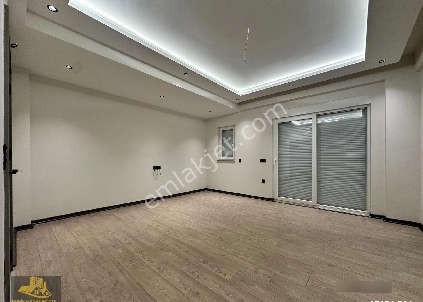 Ebeveyn Banyolu Giyinme Odalı Özel Garajlı Daire - Görsel 16