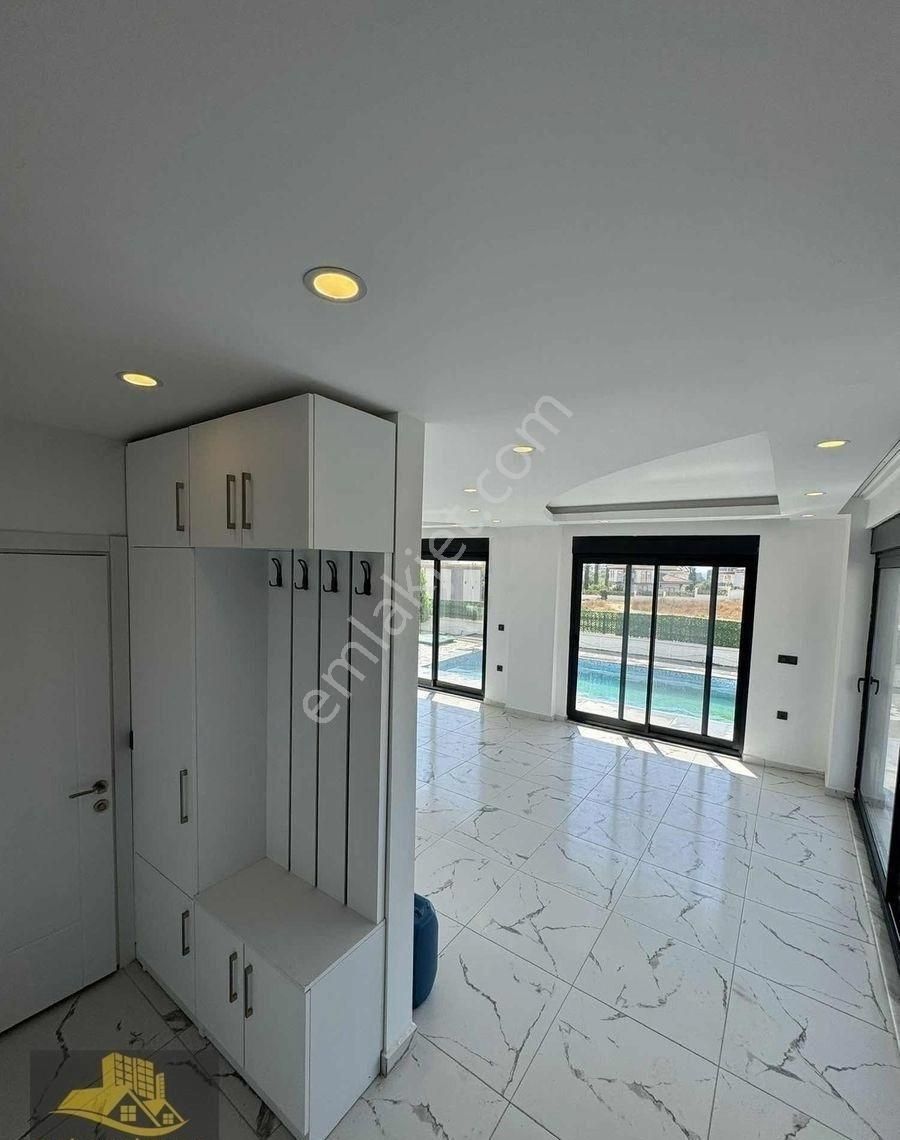 Kumköy De Müstakil Tripleks Villa - Görsel 25