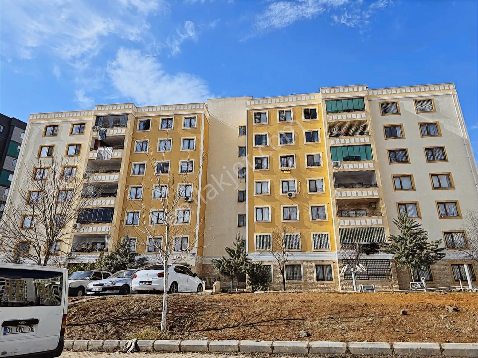 Burhan Kılınç'dan Kiralık 2+1 Sarı Toki