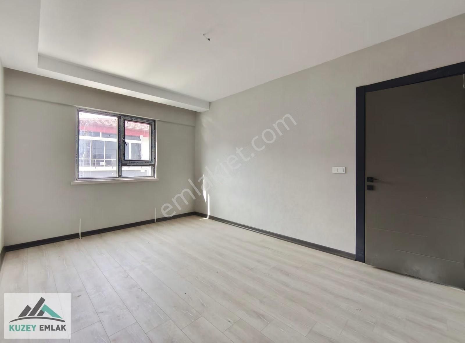 Kuzey Emlak'tan Park Manzaralı Geniş Full Yapılı Masrafsız 4+1 - Görsel 2