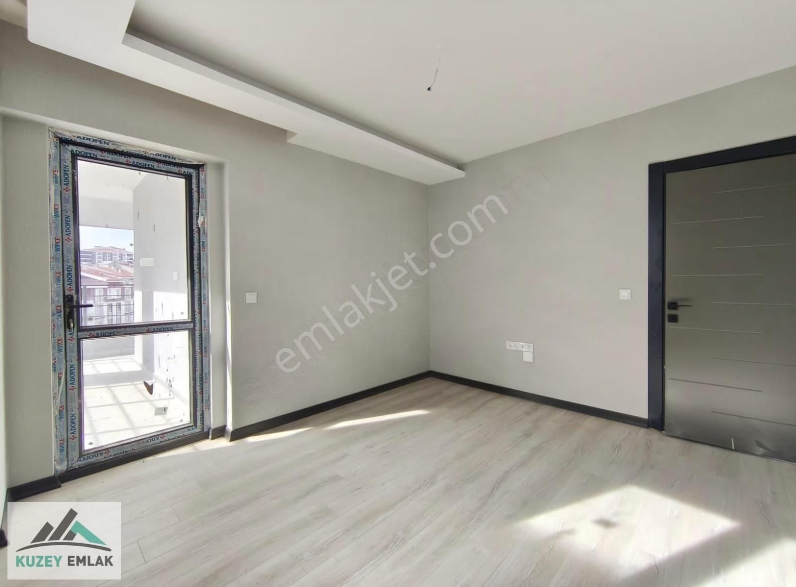 Kuzey Emlak'tan Caddeye Ulaşıma Yakın Full Yapılı 3+1 Daire - Görsel 24