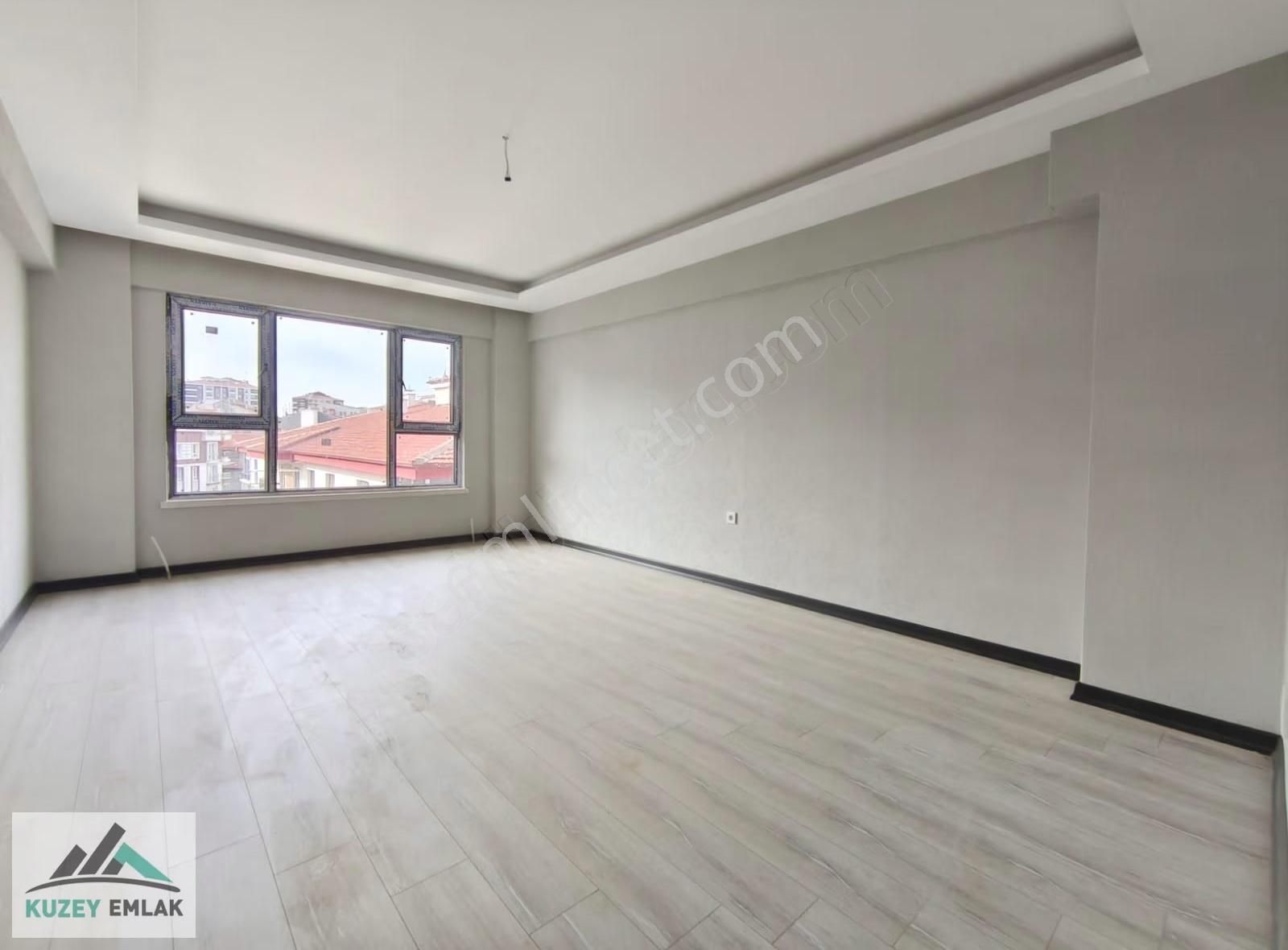 Kuzey Emlak'tan Caddeye Ulaşıma Yakın Full Yapılı 3+1 Daire - Görsel 2