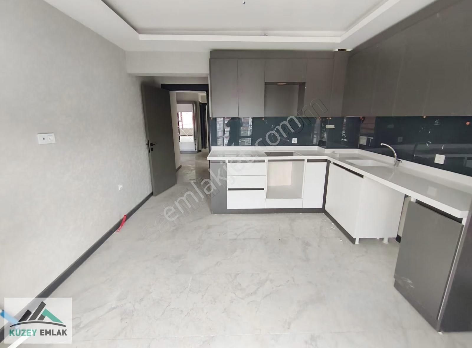 Kuzey Emlak'tan Caddeye Ulaşıma Yakın Full Yapılı 3+1 Daire