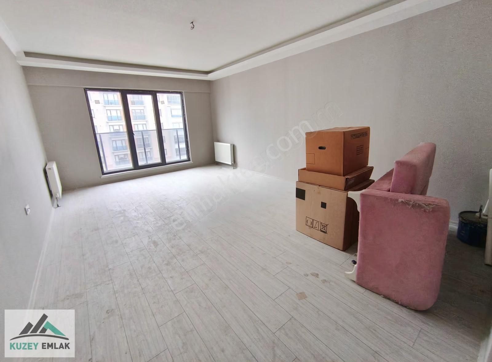 Güneşevlerde Yüzme Havuzuna Yakın 4+1 Site Dairesi Kuzey Emlak - Görsel 13