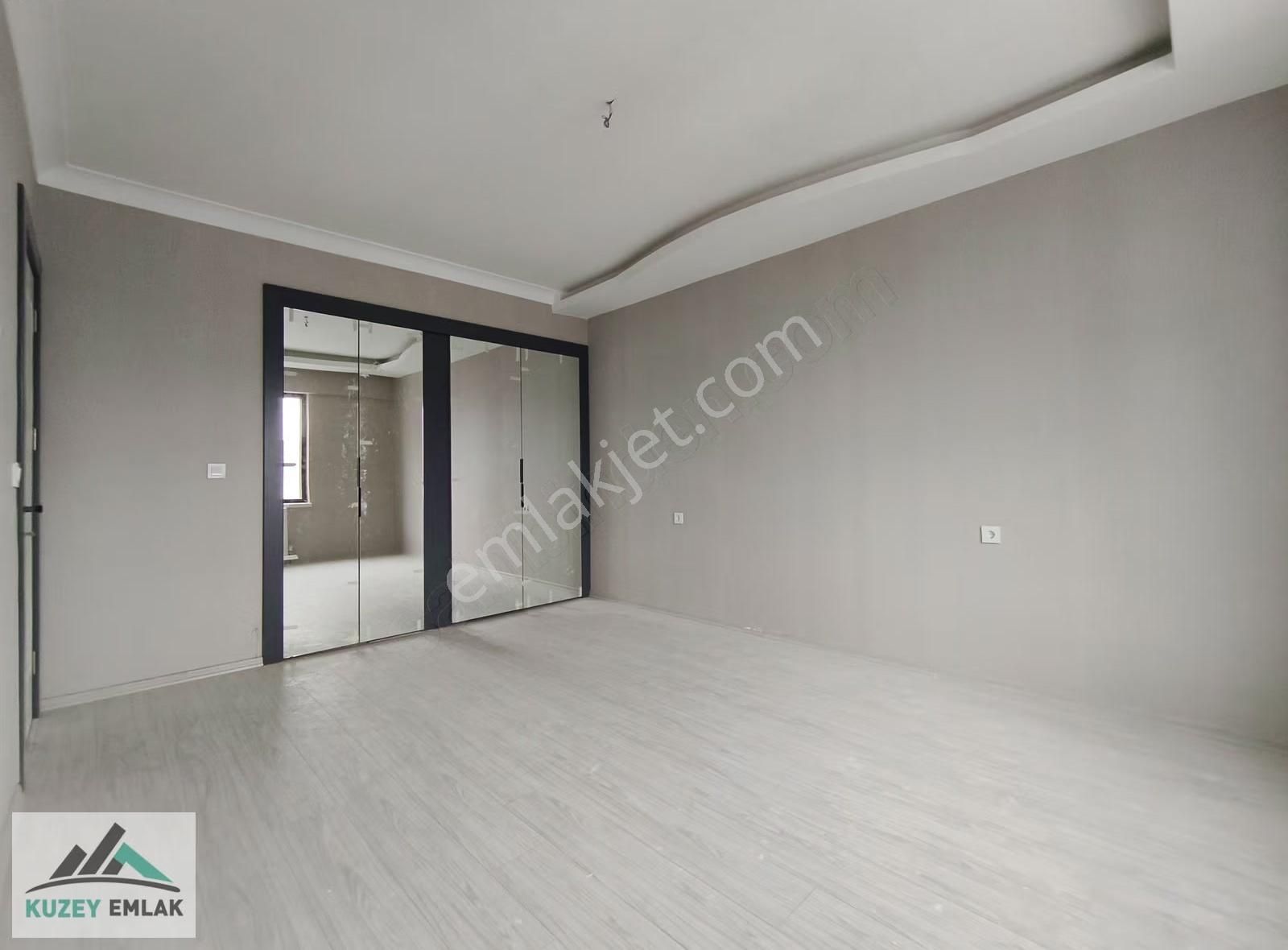 Güneşevlerde Yüzme Havuzuna Yakın 4+1 Site Dairesi Kuzey Emlak - Görsel 18