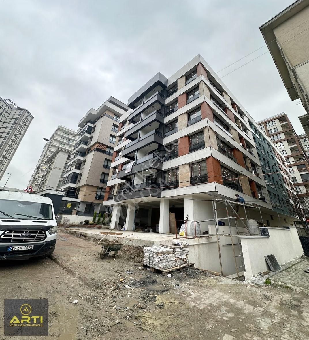 Akevlerde Satılık Metrobüse Yakın Butik Sitede Sıfır 2+1 Daire - Görsel 10
